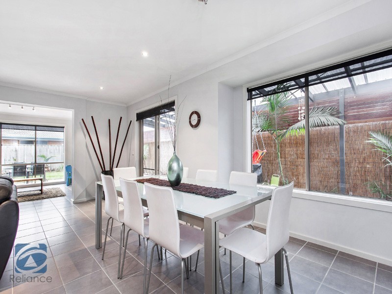 22 Alpine Heath Way, Lyndhurst VIC 3975