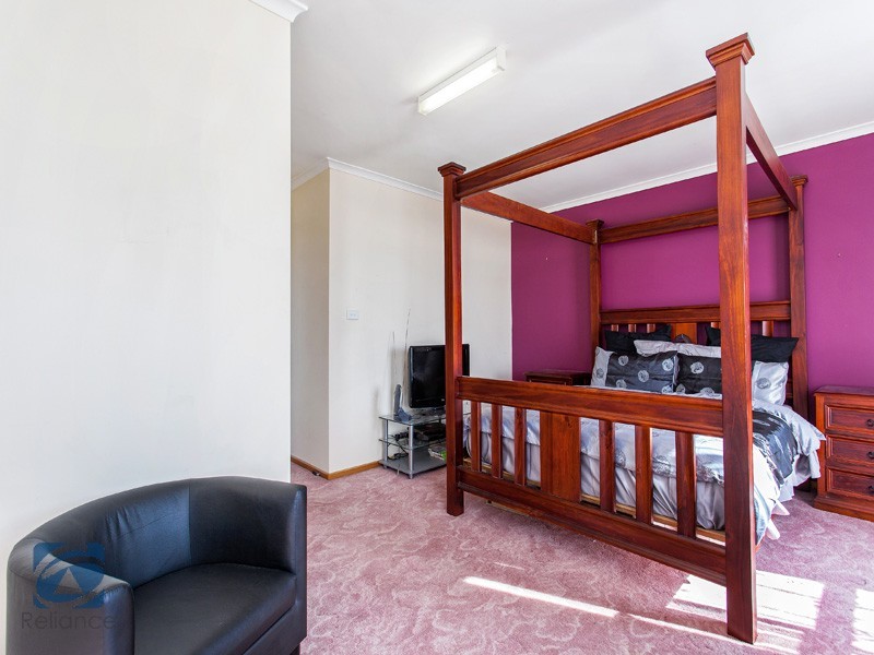 22 Simon Court, Hampton Park VIC 3976