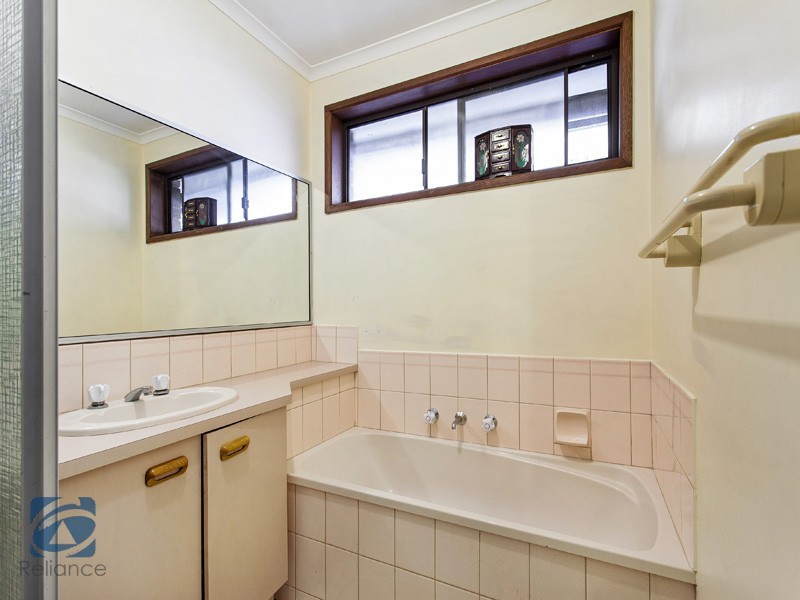 22 Simon Court, Hampton Park VIC 3976