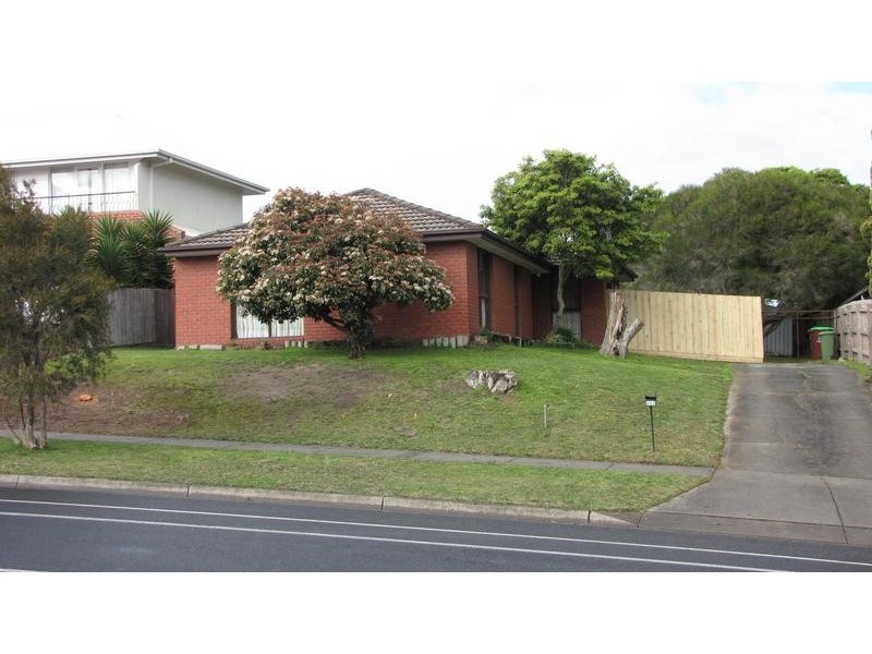 262 James Cook Drive, Endeavour Hills VIC 3802