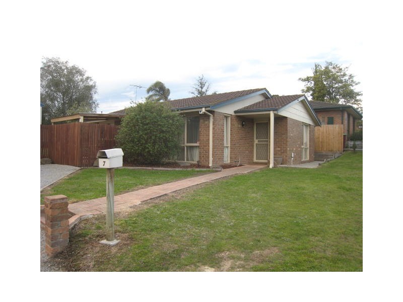 7 Mollis Close, Narre Warren VIC 3805