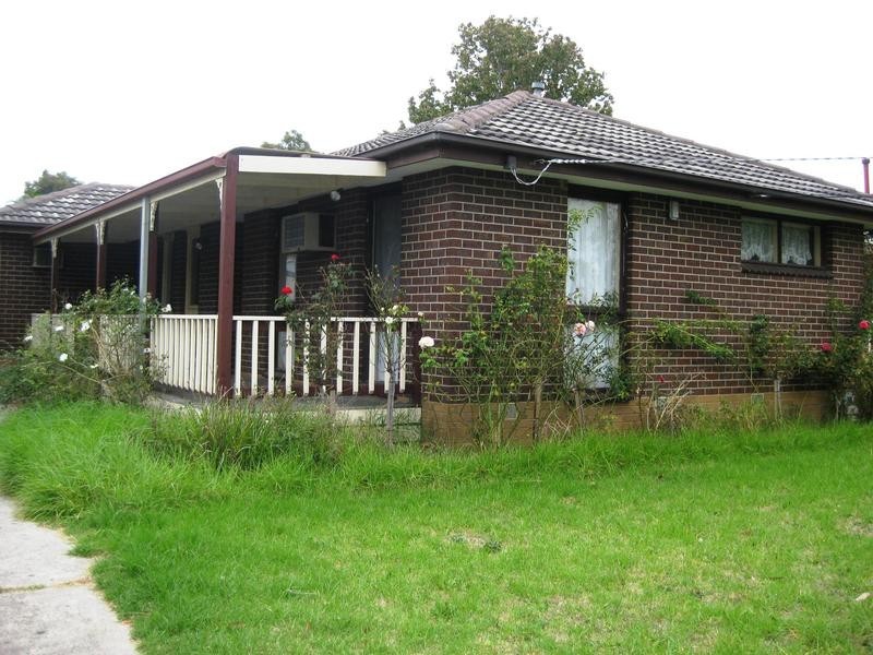 2 Belmar Street, Cranbourne VIC 3977