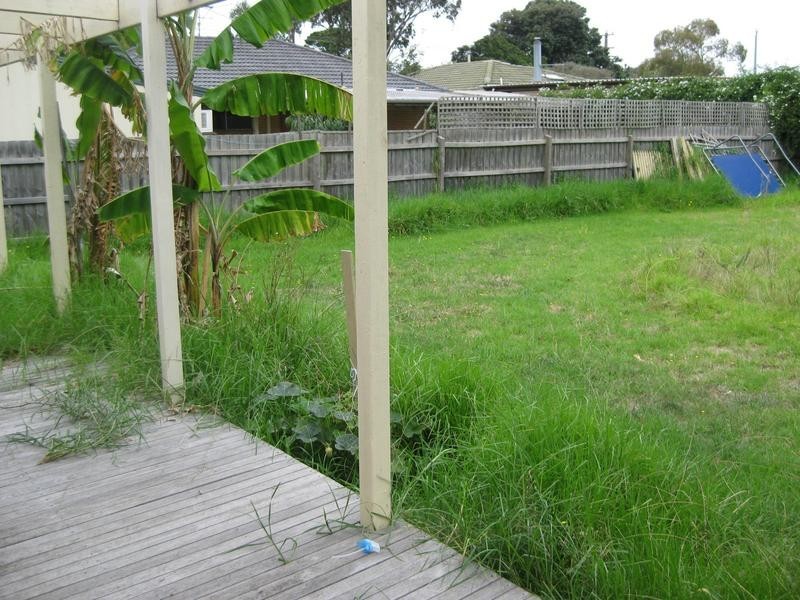 2 Belmar Street, Cranbourne VIC 3977