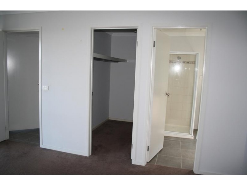 3 Tiffany Place, Hampton Park VIC 3976