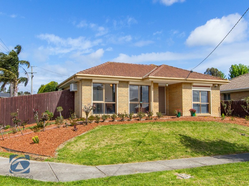 48 Coral Drive, Hampton Park VIC 3976