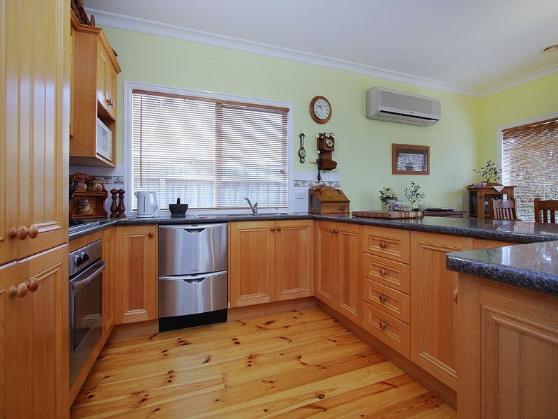 25 May Gibbs Crescent, Lynbrook VIC 3975