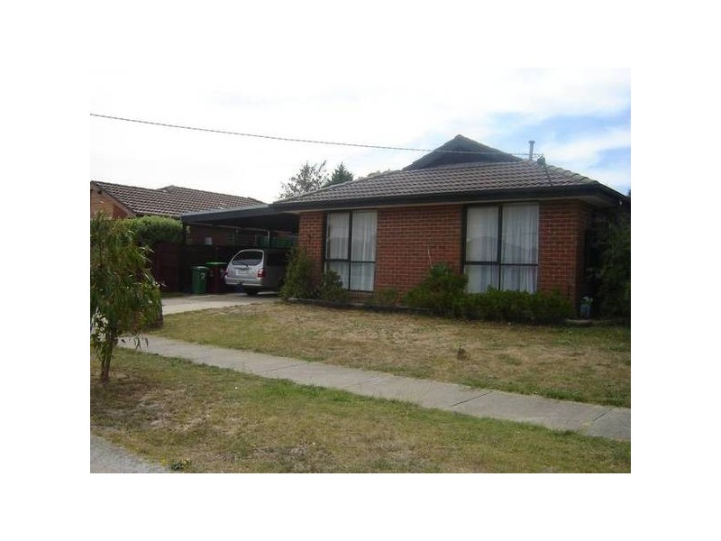 7 Camdale Close, Hampton Park VIC 3976
