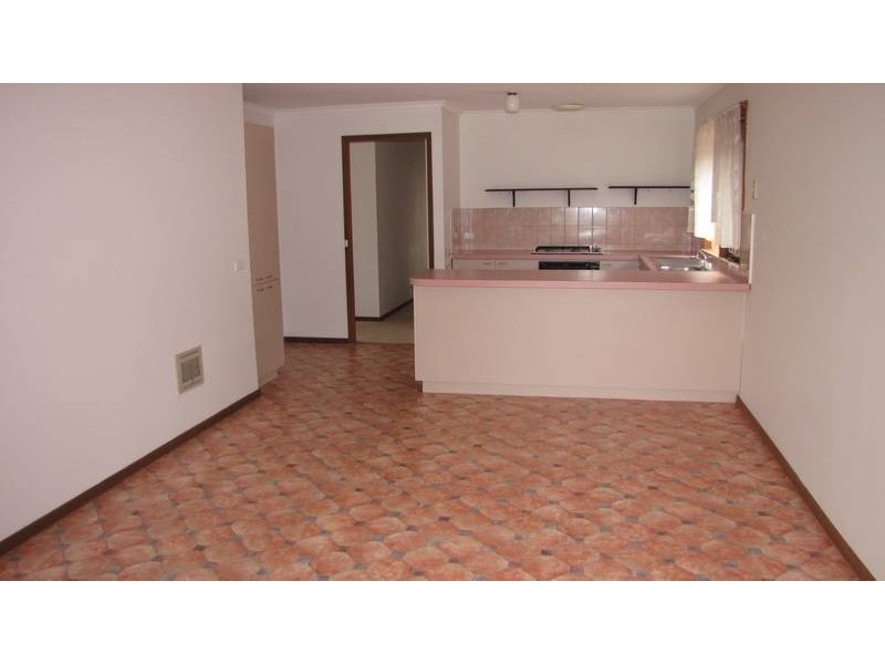 29 Leopold Crescent, Hampton Park VIC 3976