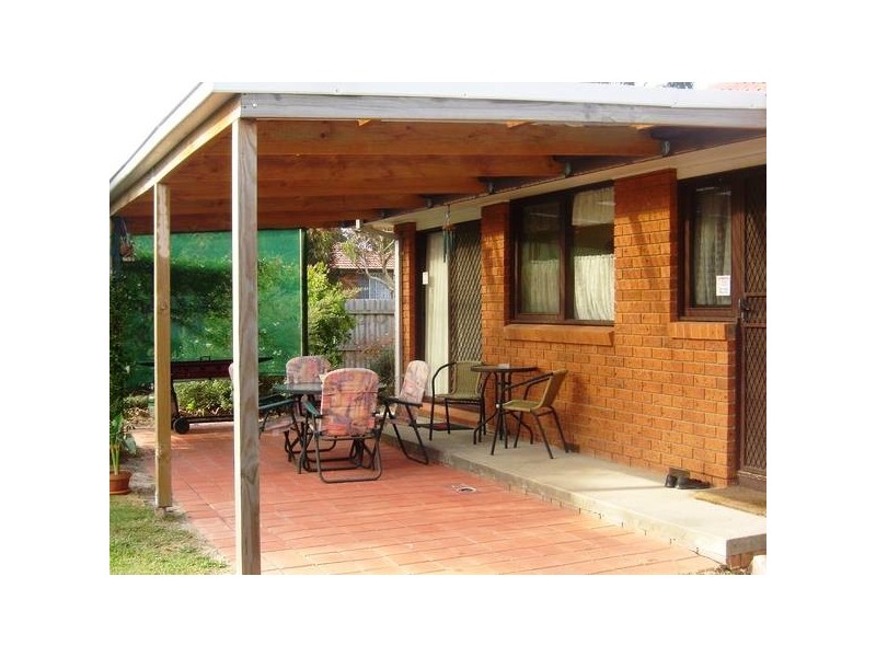 17 Millswyn AVENUE, Hampton Park VIC 3976