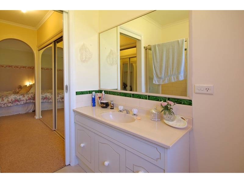 72 Somerville ROAD, Hampton Park VIC 3976