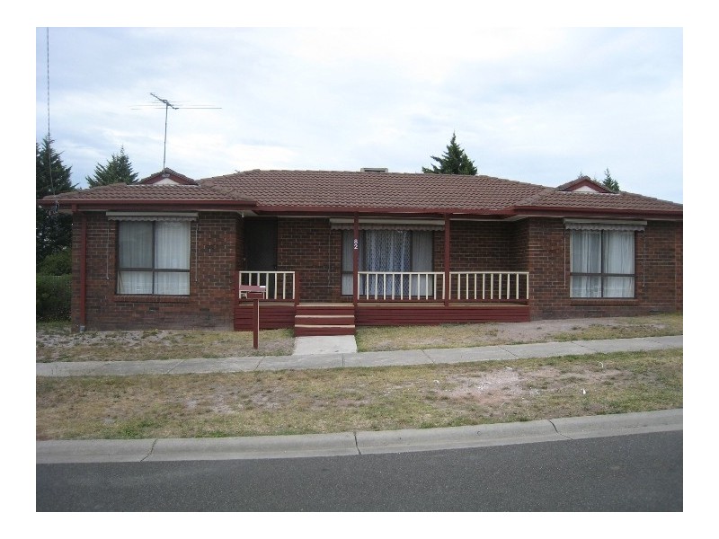 82 Strong Drive, Hampton Park VIC 3976