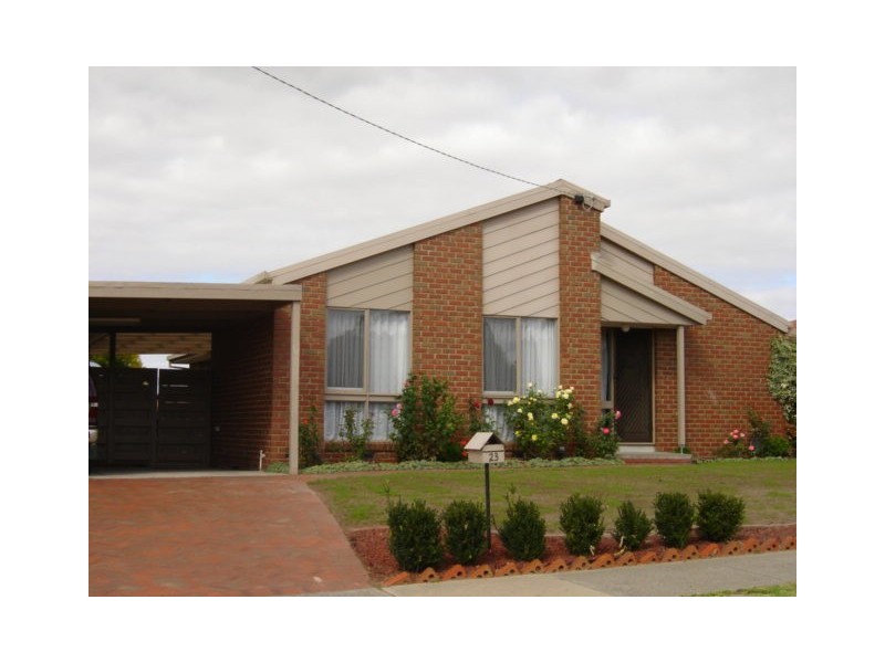 23 Michelle Drive, Hampton Park VIC 3976