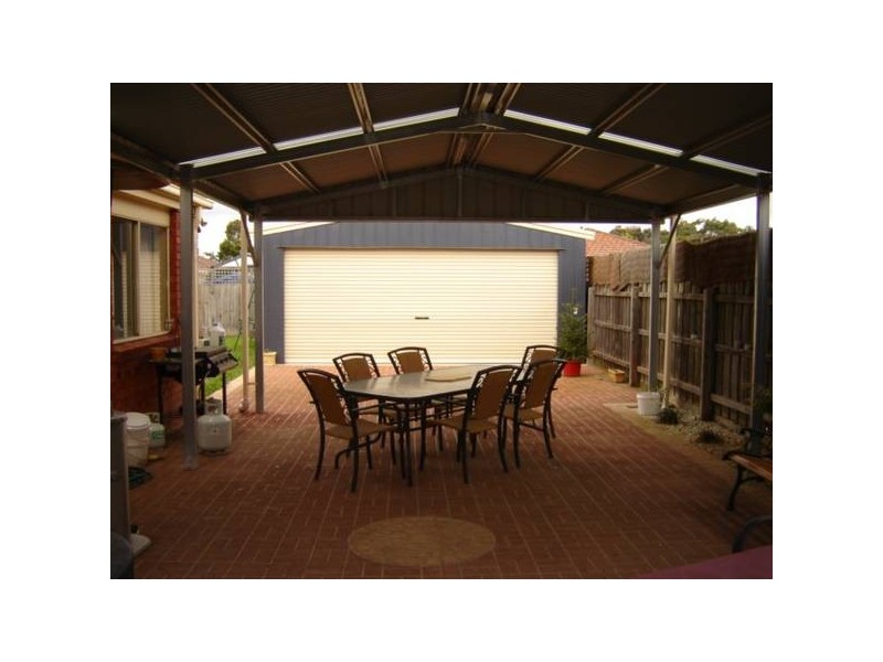 10 Cypress Close, Hampton Park VIC 3976