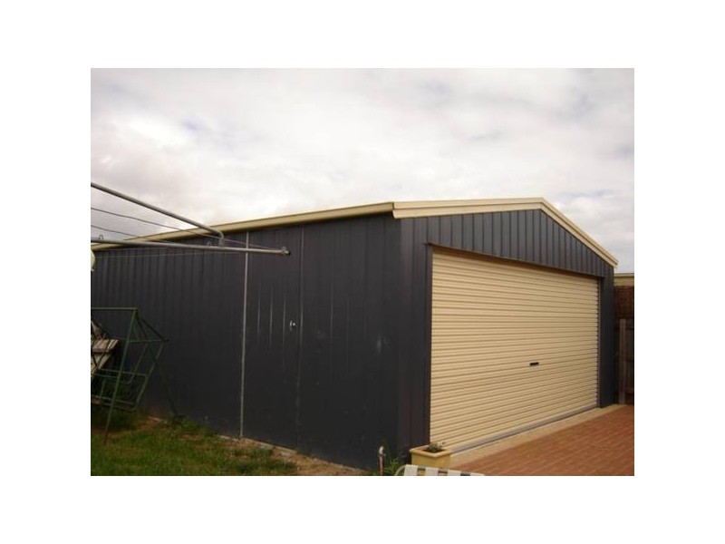 10 Cypress Close, Hampton Park VIC 3976