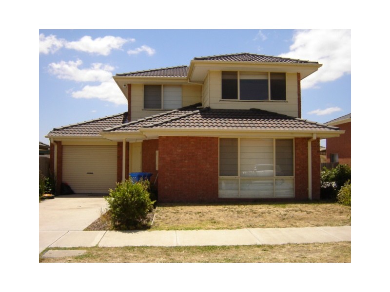 1/6 Strabane Way, Hampton Park VIC 3976