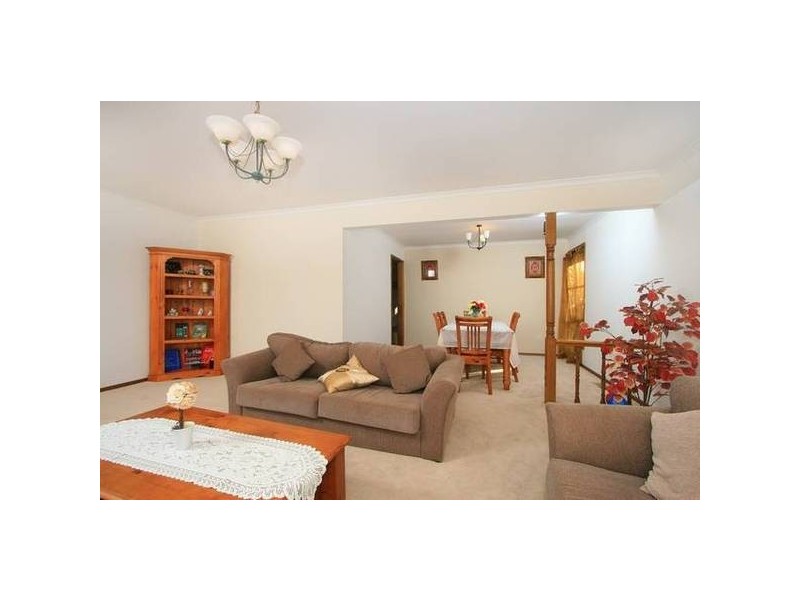 Caroline Place, Hampton Park VIC 3976