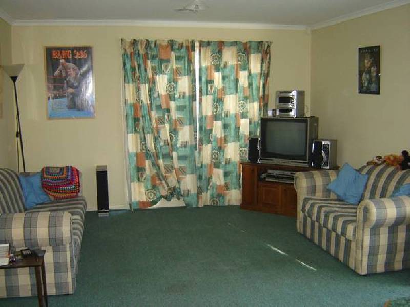 9 Aquamarine Court, Hampton Park VIC 3976