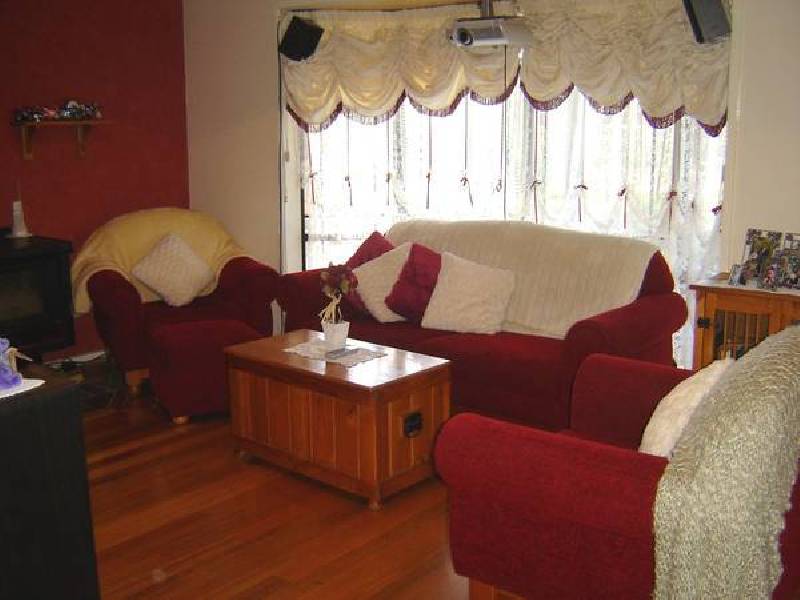 8 Adley Place, Hampton Park VIC 3976