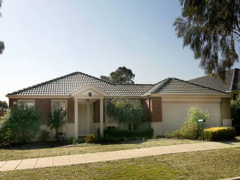 8 Chauncy Way, Lynbrook VIC 3975