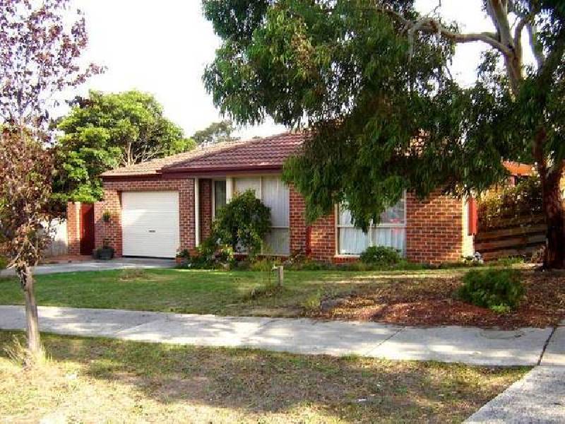 13 Bellfield Drive, Lysterfield VIC 3156