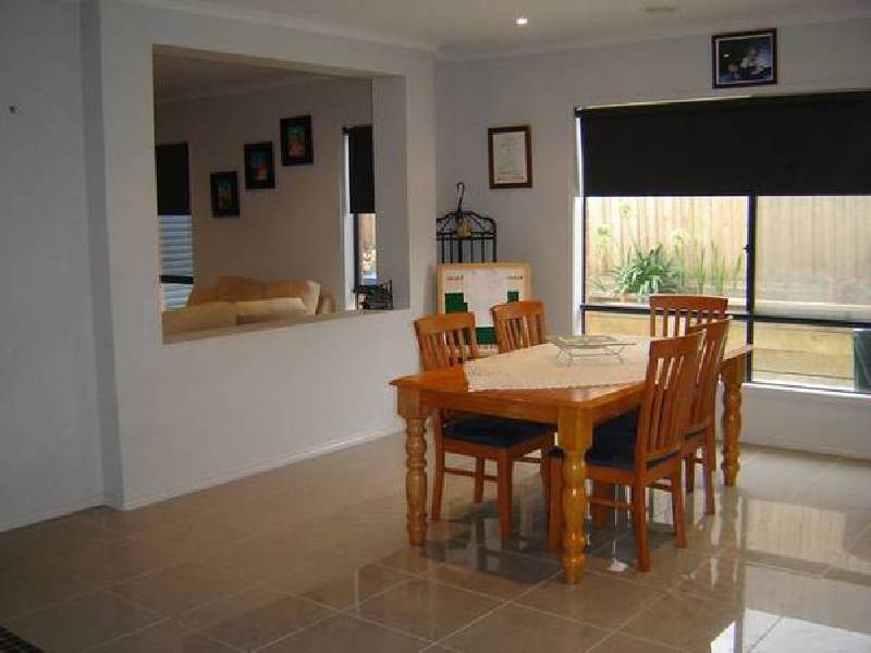 28 Olive Road, Lynbrook VIC 3975