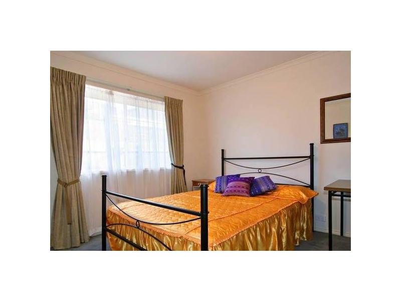 Sugarbush Drive, Lynbrook VIC 3975