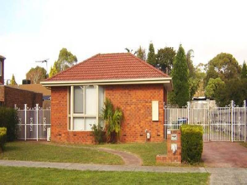 63 Kennington Park Drive, Endeavour Hills VIC 3802