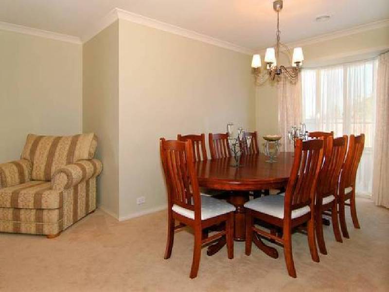 Cato Parkway, Lynbrook VIC 3975