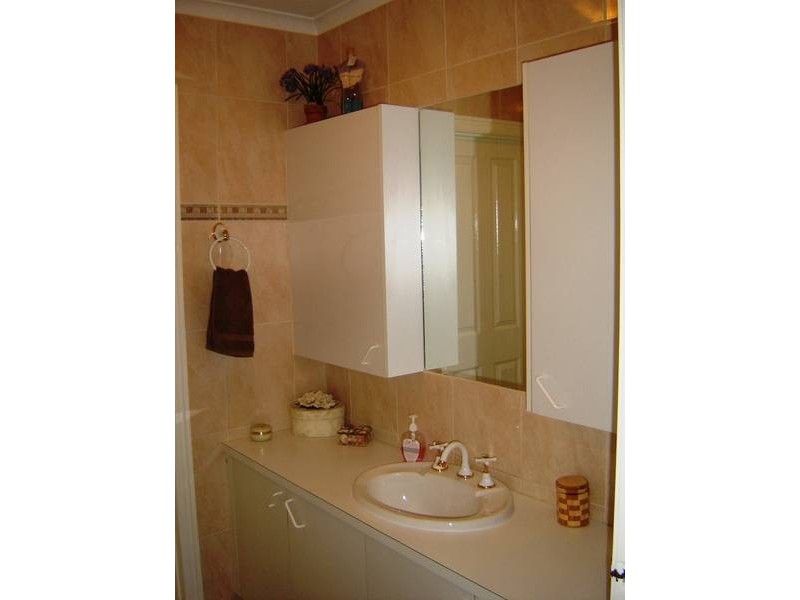 Millswyn Avenue, Hampton Park VIC 3976