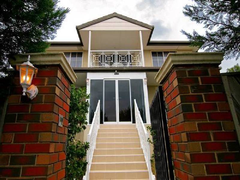 36 Blackwood Drive, Hampton Park VIC 3976