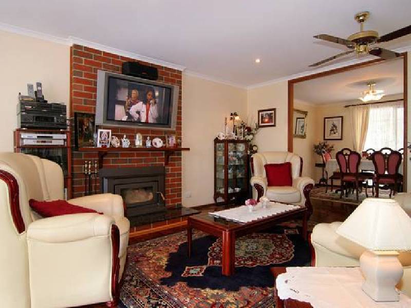 36 Blackwood Drive, Hampton Park VIC 3976