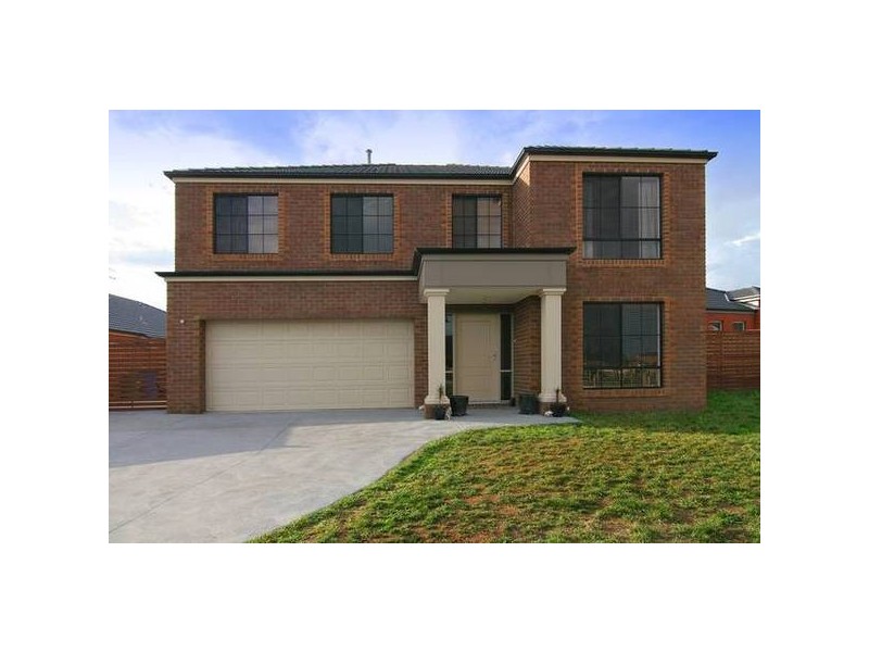 14 Hal Porter Terrace, Lynbrook VIC 3975