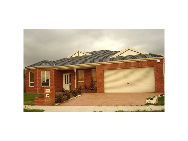 Thiele Court, Lynbrook VIC 3975