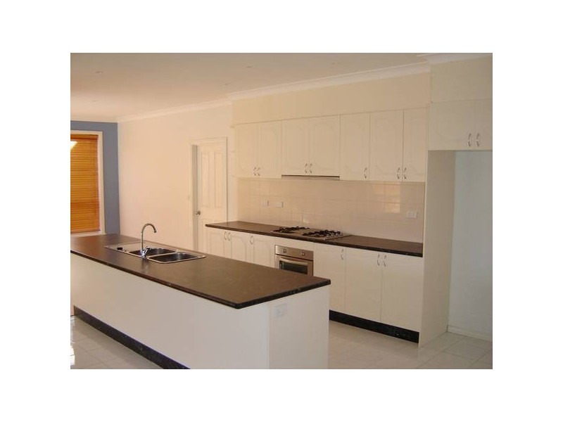 Thiele Court, Lynbrook VIC 3975