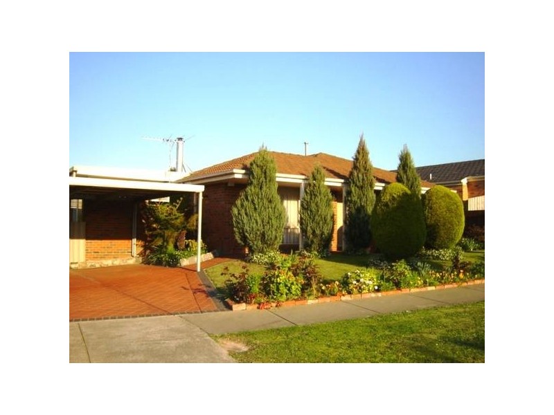 Amber Crescent, Narre Warren VIC 3805