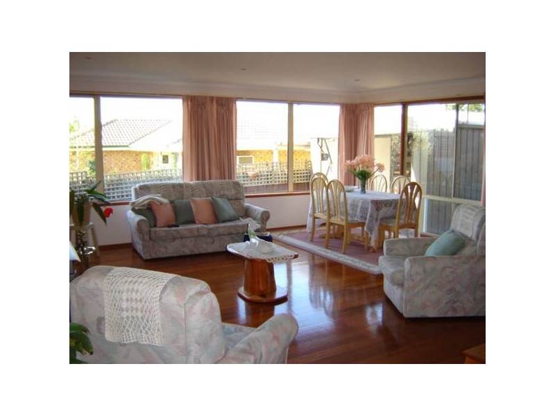 Amber Crescent, Narre Warren VIC 3805