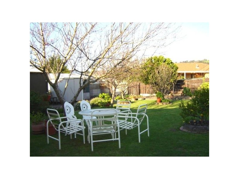 Amber Crescent, Narre Warren VIC 3805