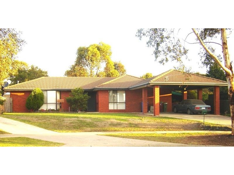 14 Wynette Close, Hampton Park VIC 3976