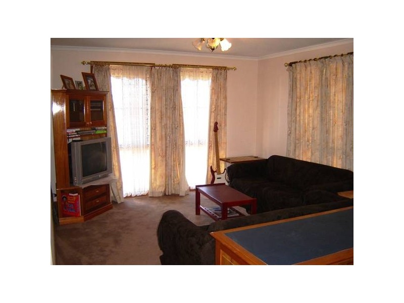 Justin Circuit, Hampton Park VIC 3976