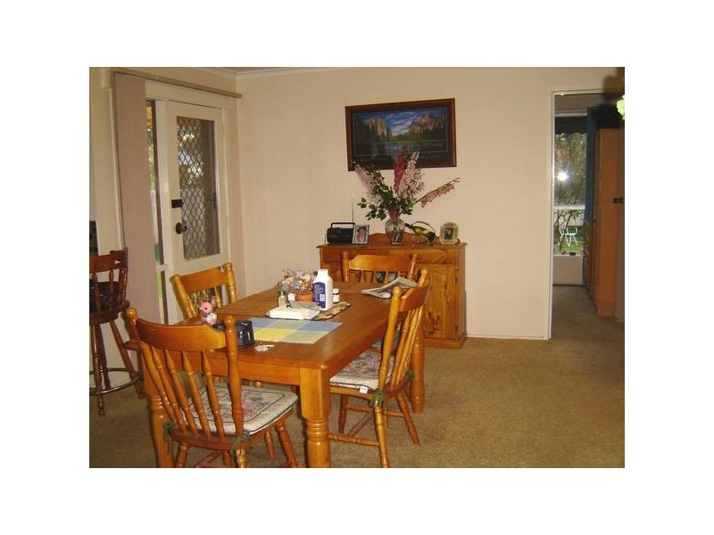 Oaktree Drive, Hampton Park VIC 3976