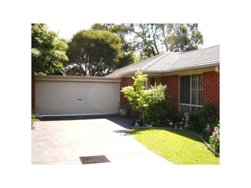 Bride Avenue, Hampton Park VIC 3976