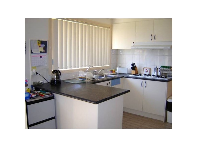 Bride Avenue, Hampton Park VIC 3976