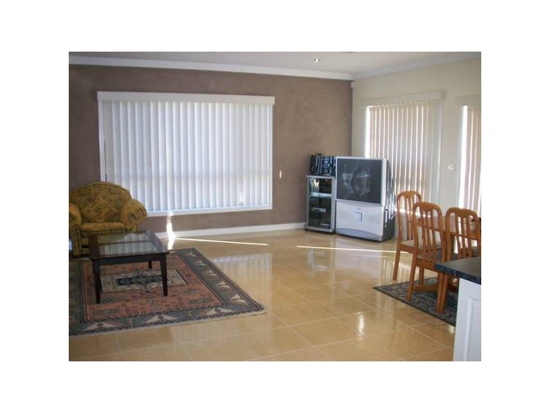 13 Devaney Avenue, Lynbrook VIC 3975