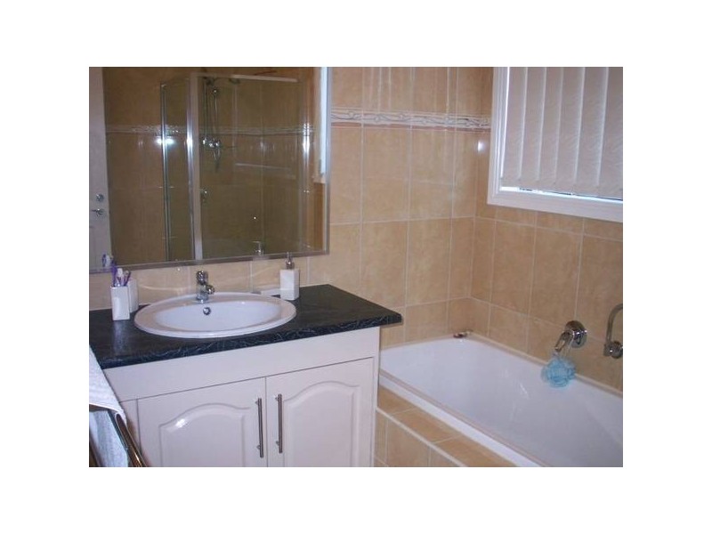 13 Devaney Avenue, Lynbrook VIC 3975