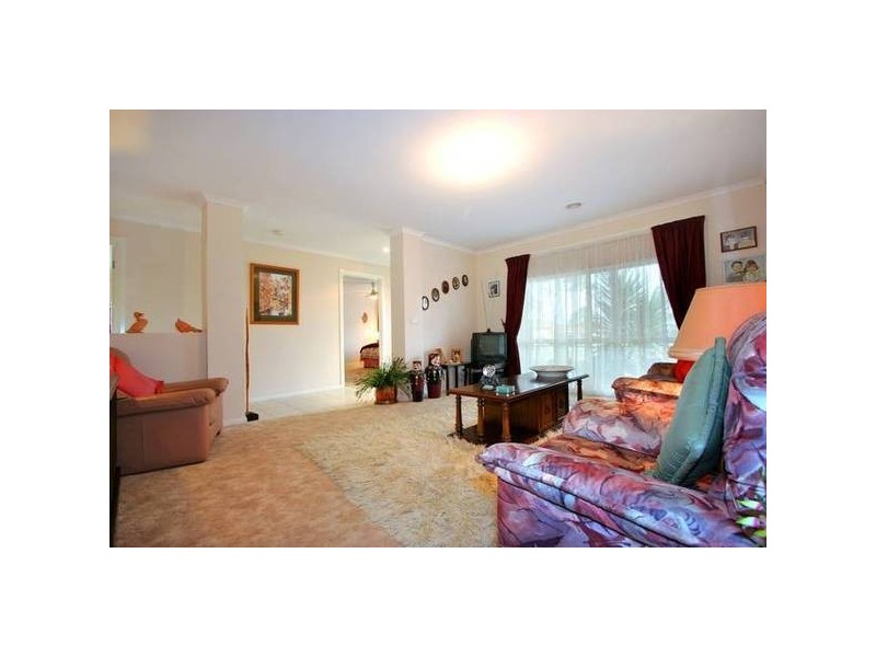 Darcy Niland Crescent, Lynbrook VIC 3975