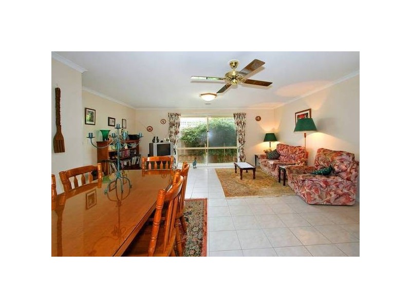 Darcy Niland Crescent, Lynbrook VIC 3975