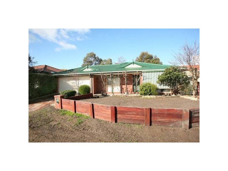 Eskdale Court, Narre Warren VIC 3805