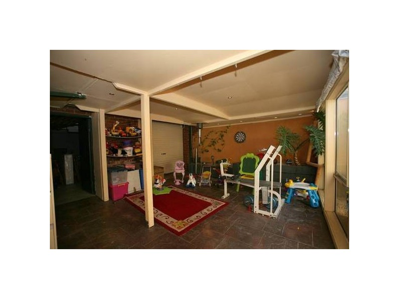 Eskdale Court, Narre Warren VIC 3805