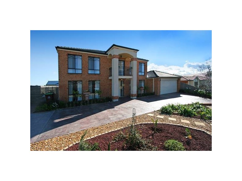 Tennant Court, Lynbrook VIC 3975