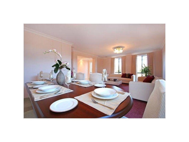 Tennant Court, Lynbrook VIC 3975